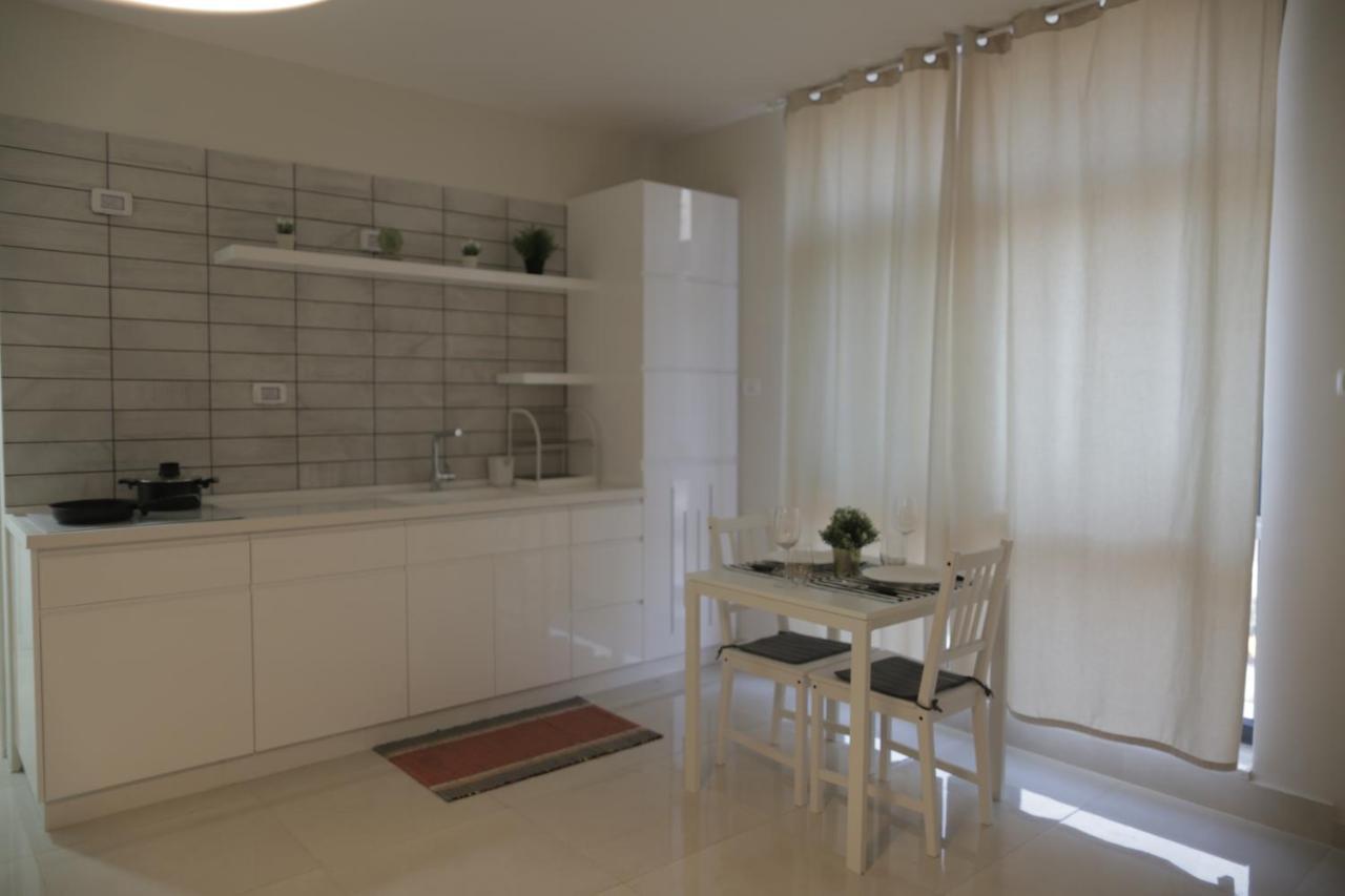 Ramallah Modern Apartment Buitenkant foto